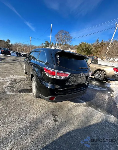 2014 Toyota Highlander Le z USA, uszkodzony, nr VIN 5TDBKRFHXES048078